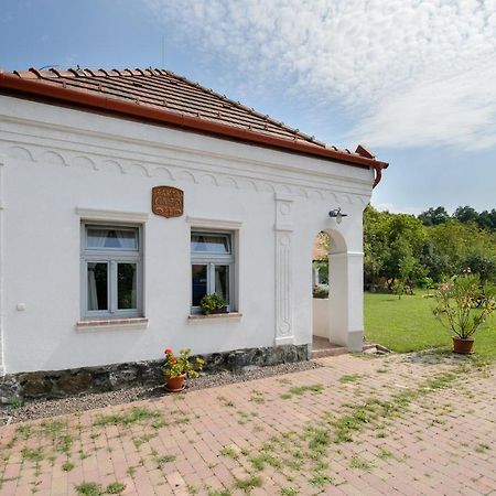 Отель Bakta Haz Egerbakta Экстерьер фото